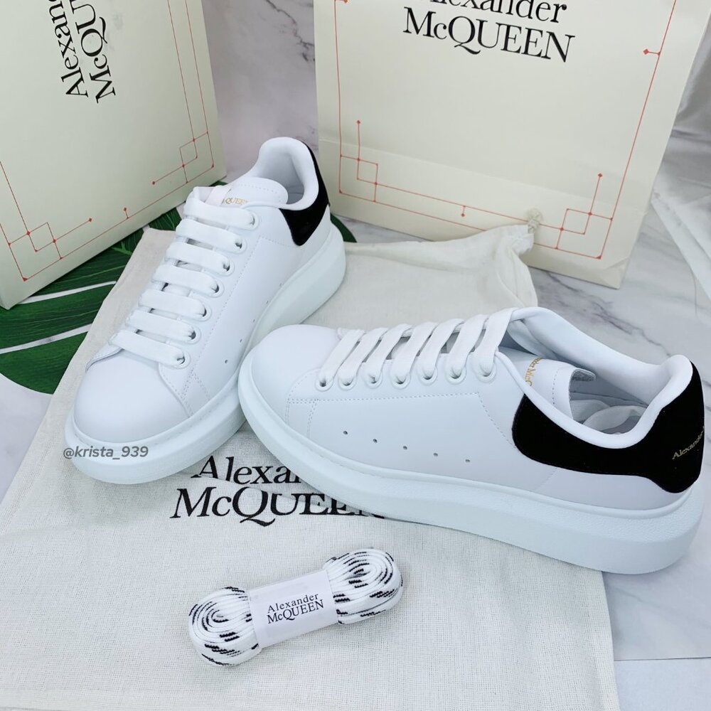 Alexander McQueen Oversized low-top sneakers - Picture 6 of 9